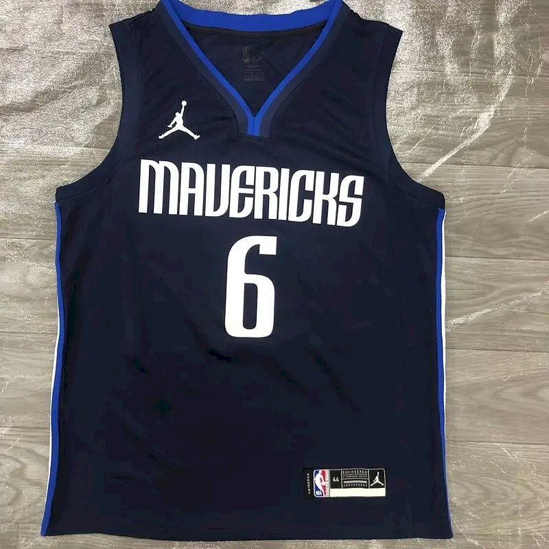 Maillot Homme Kristaps Porzingis Navy 2020-21 Swingman Player Jersey – Statement Edition