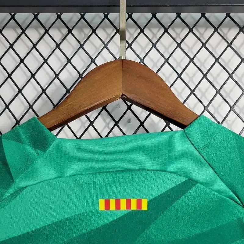 Kit Enfant Barcelona 2023/24 Gardien Kit – Image 3