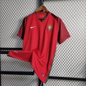 Retro Portugal 2016/17 Home