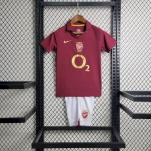 Retro Arsenal 2005/06 Home Kids Kit