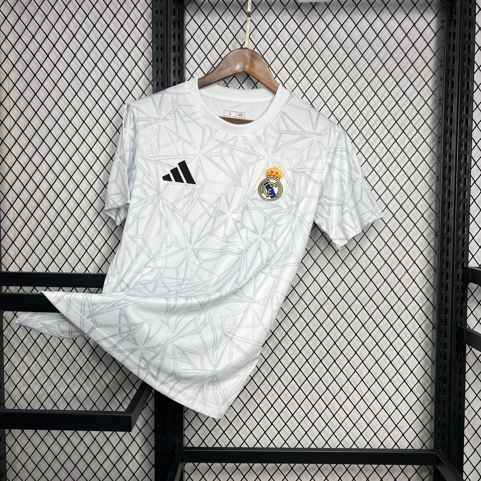 Maillot Homme Real Madrid 2024/25 Pré-Match