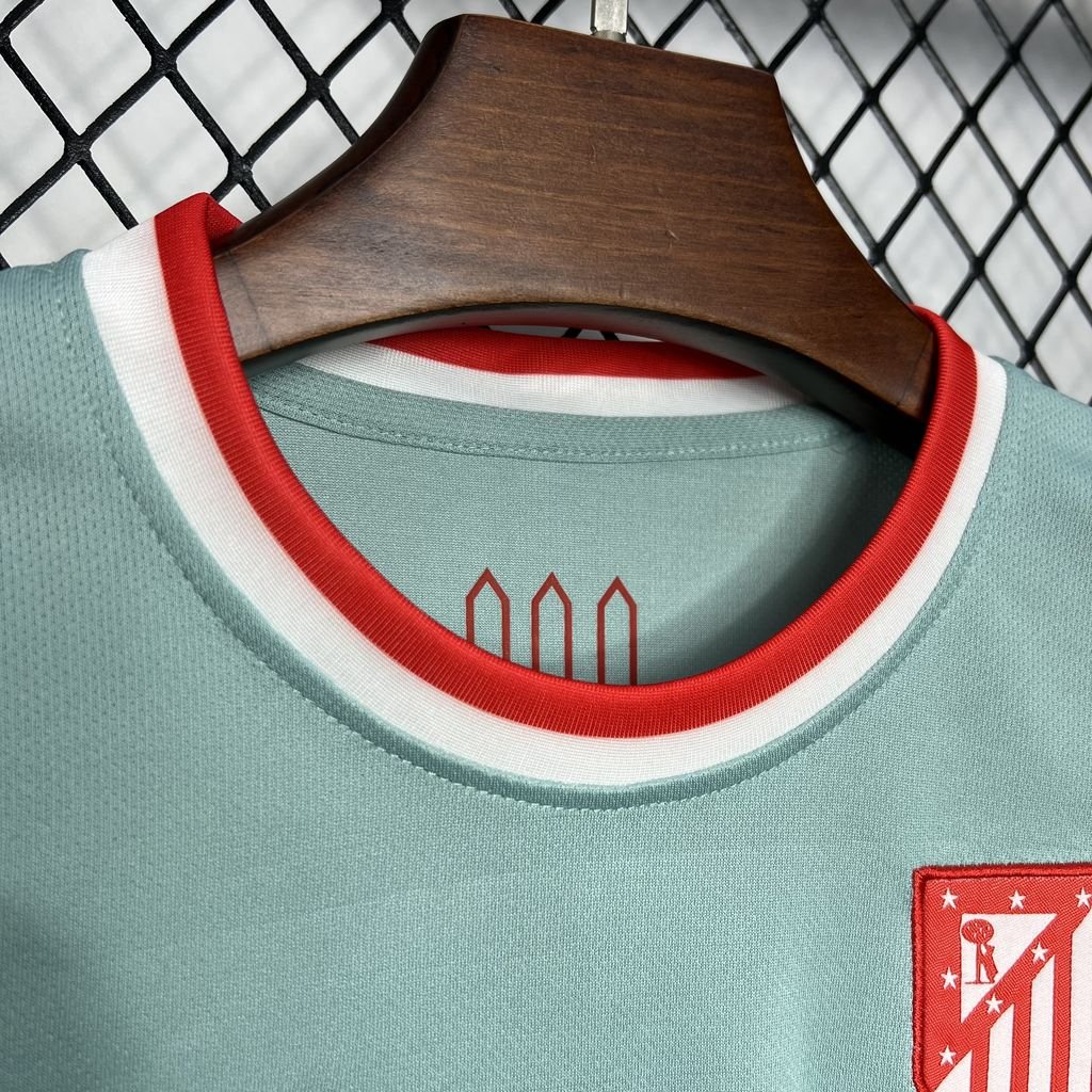 Kit Enfant Atletico Madrid 2024/25 Extérieur – Image 3