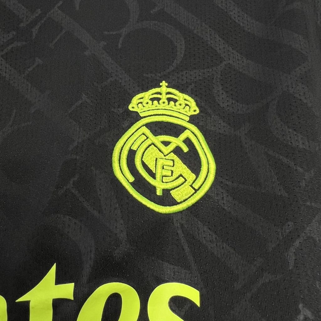 Maillot Homme Real Madrid 2024/25 X BLACK AND NEON UNIQUE – Image 4