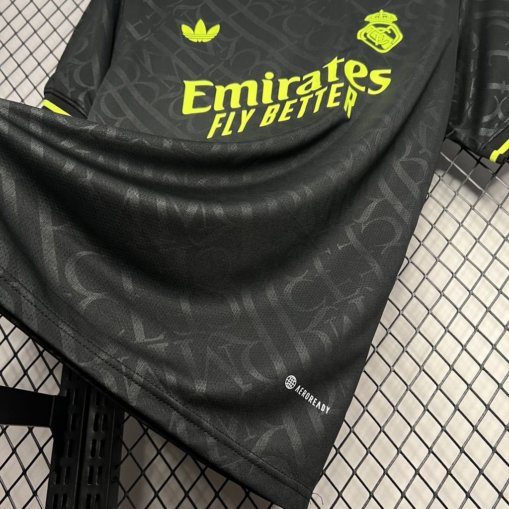 Maillot Homme Real Madrid 2024/25 X BLACK AND NEON UNIQUE – Image 3