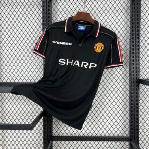 Retro Manchester United 1998/99 Away