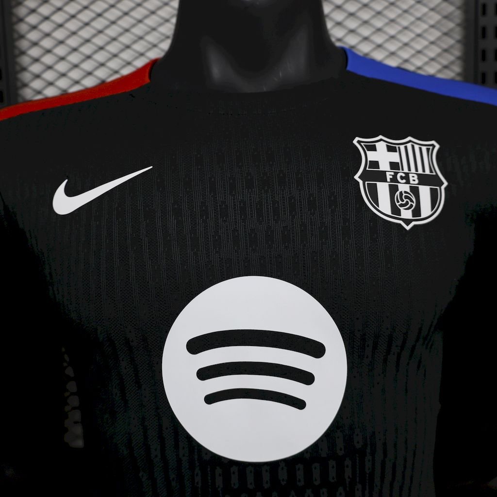 Maillot Homme Barcelona 2024/25 Pré-Match Version Joueur – Image 4