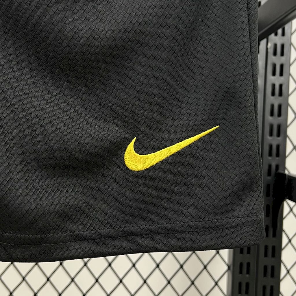 Kit Enfant Barcelona 2025/26 ワンピース-モンキー・D・ルフィ Kit – Image 3