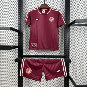 Kit Enfant Bayern Munich 2025/26 Terrace Icons Kit
