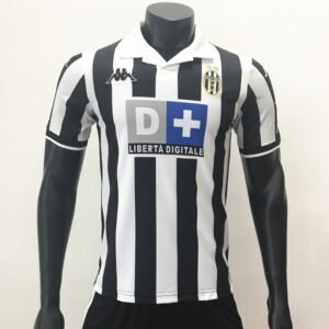 Retro Juventus 1999/00 Home