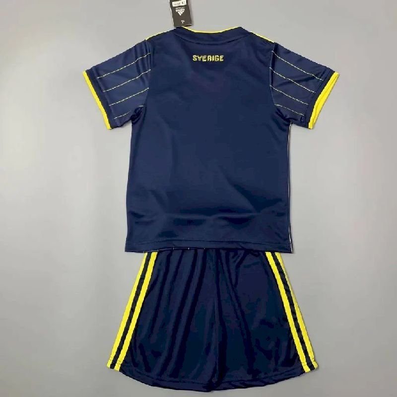 Kit Enfant Suède 2021 Extérieur – Image 2