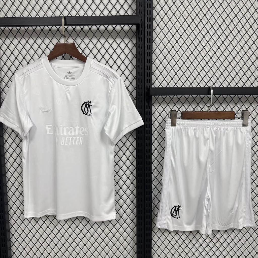 Kit Enfant Real Madrid 2026/27 125e Anniversaire – Image 3
